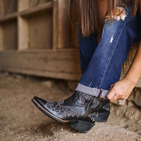 Damen Shyloh Pony-Stiefel Poliertes Onyx-Schwarz